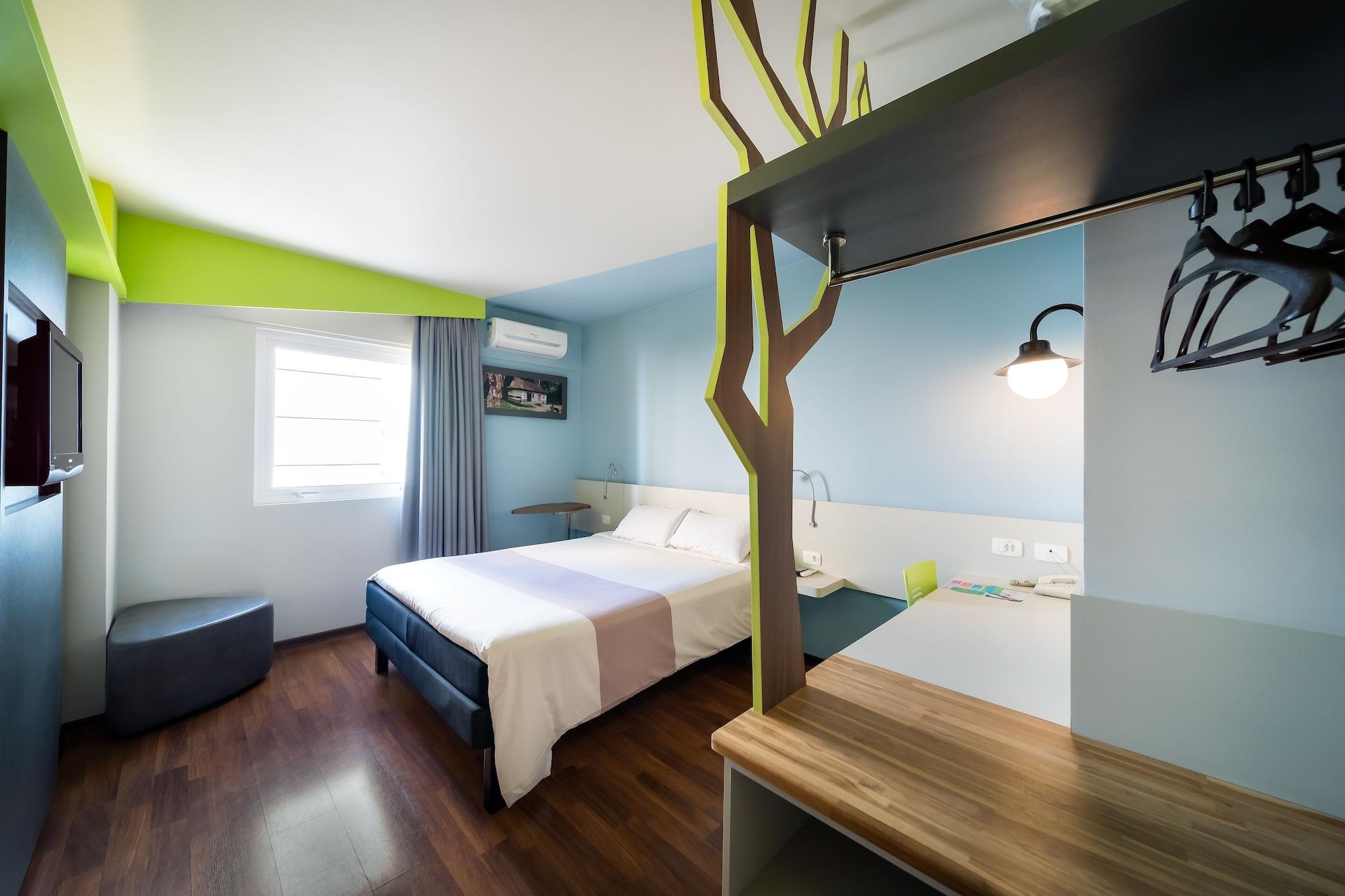 Отель Ibis Styles Curitiba Centro Civico Экстерьер фото