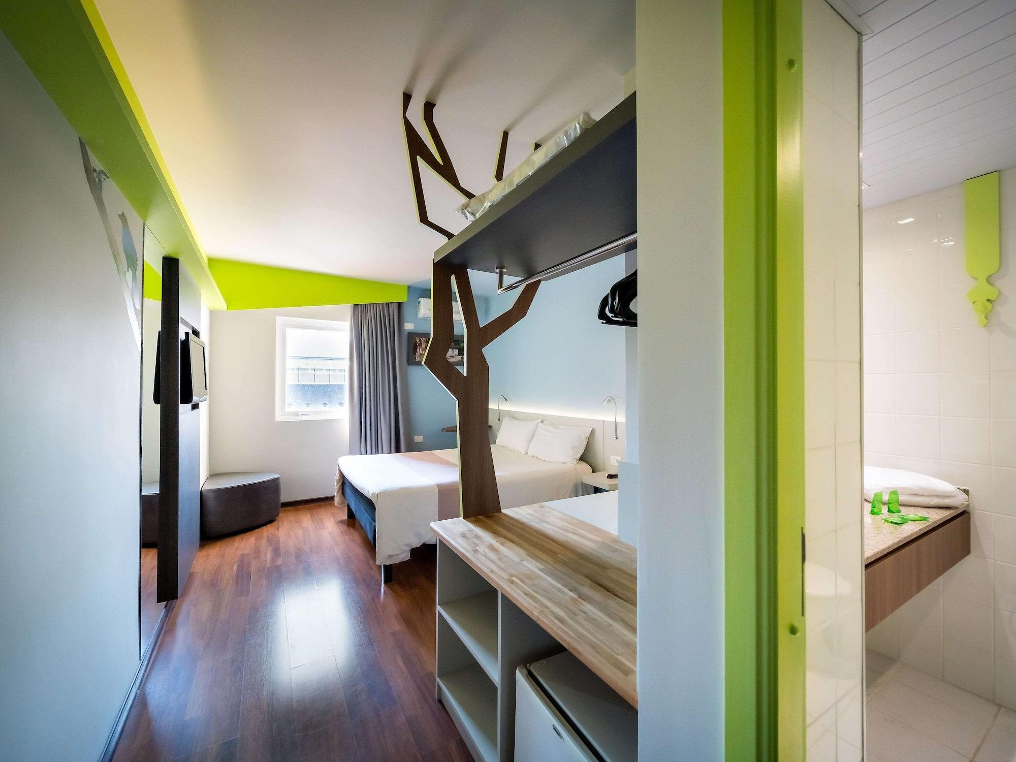 Отель Ibis Styles Curitiba Centro Civico Экстерьер фото