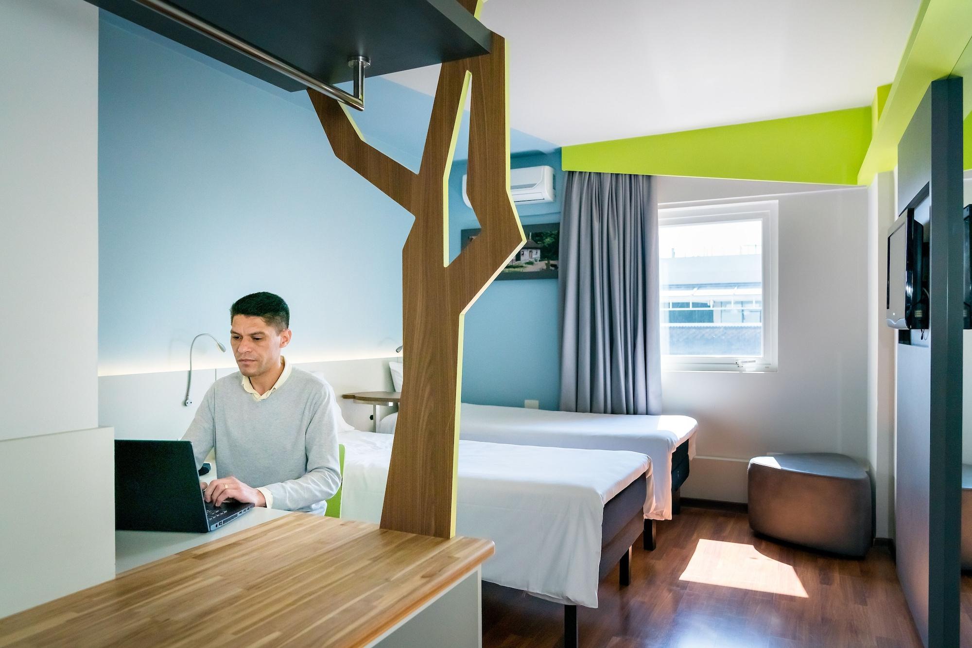 Отель Ibis Styles Curitiba Centro Civico Экстерьер фото