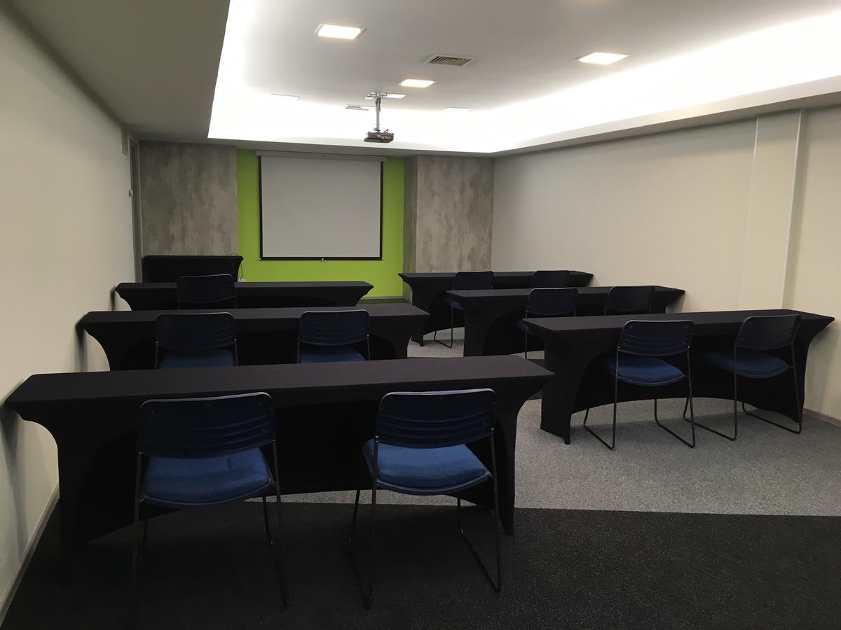 Отель Ibis Styles Curitiba Centro Civico Экстерьер фото